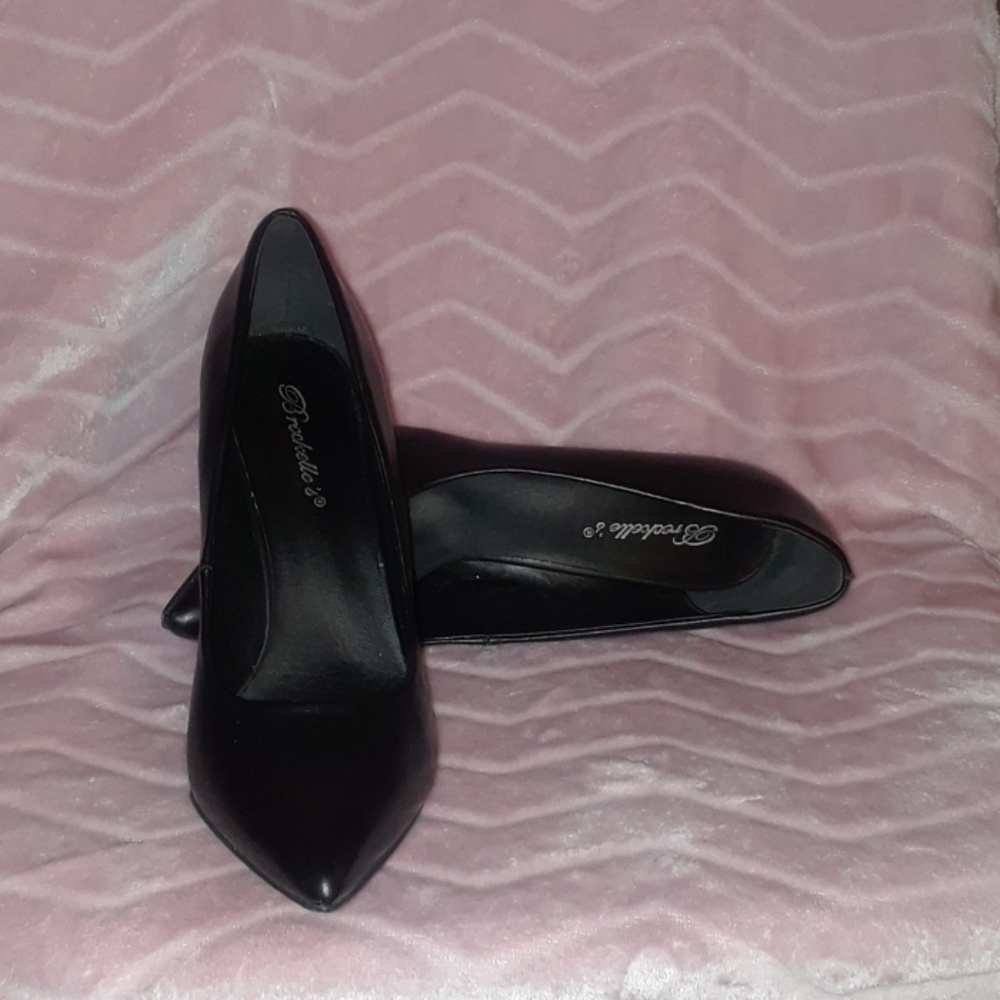 Black heels